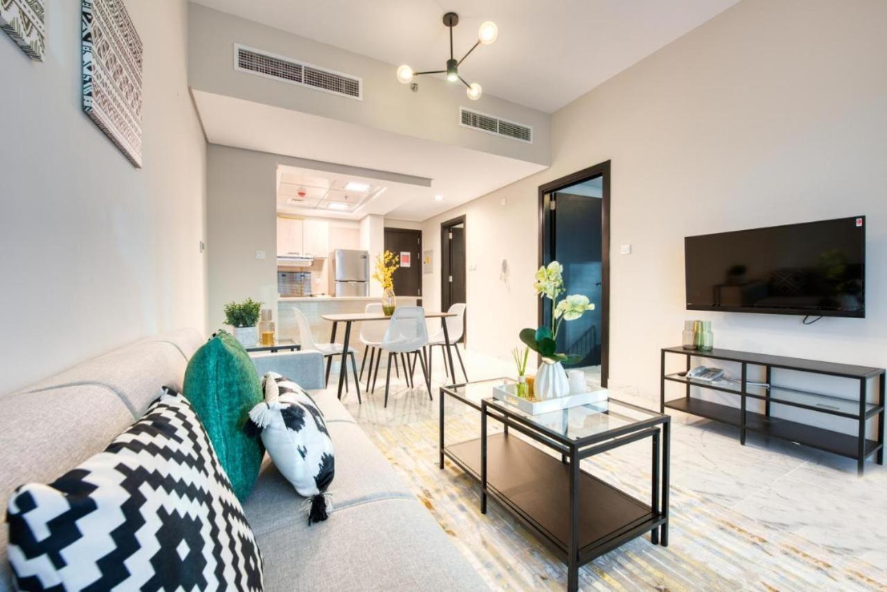 Elite Lux Holiday Homes - Cozy & Stylish 1 Bedroom With Huge Pools & World Class Gym Dubaj Kültér fotó